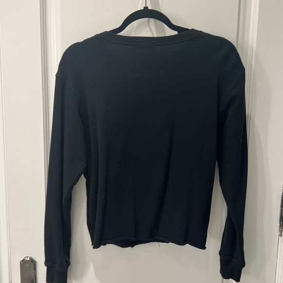 Black sweatshirt with rainbow peace sign - Picture 3 of 3